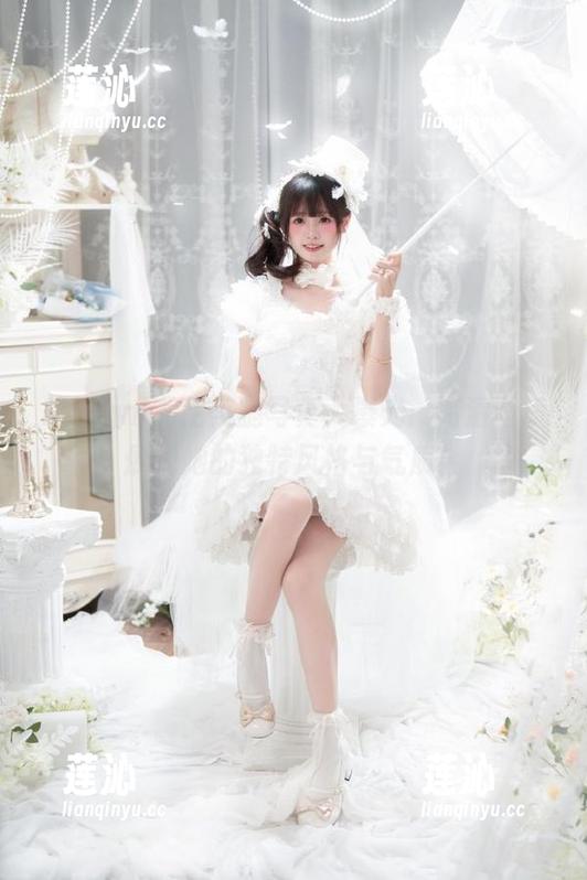 Bangni邦尼美腿写真大曝光：高清画质展现她的独特风格与气质！