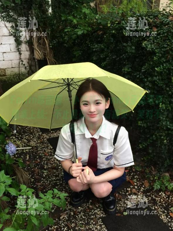 Feilin嗲囡囡 - 小蛮妖Yummy圣诞写真图集上线：不止是美，更有搞笑，笑料不断等你来收！