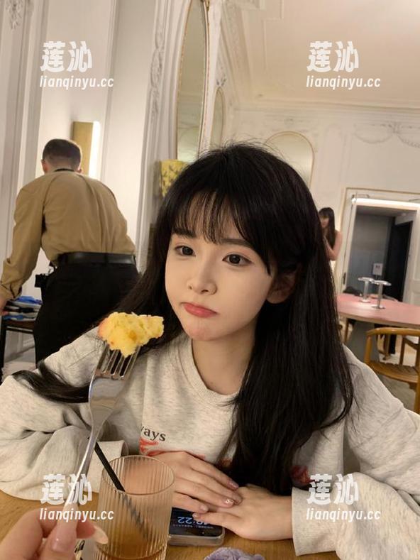 GIRLT果团网 - 细腻唯美：高清裴希西女友图册为你呈现浪漫