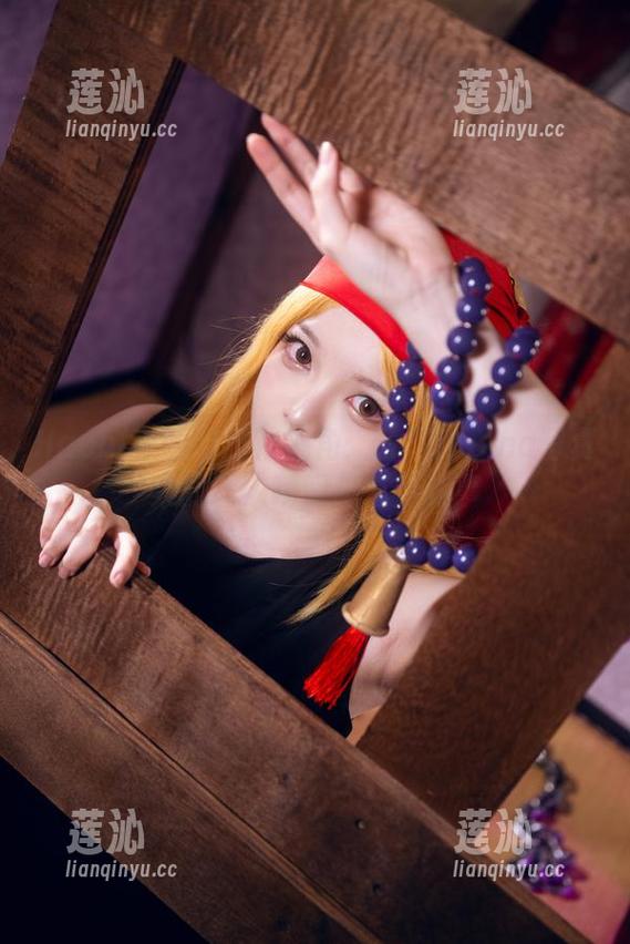 Hachi小芭的独特视角：分享Asuna写真集的动人瞬间与幕后故事