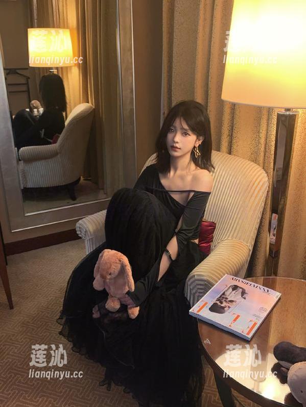 IMiss爱蜜社 - Yannie体操服作品图包，展现青春活力与优雅气质的结合