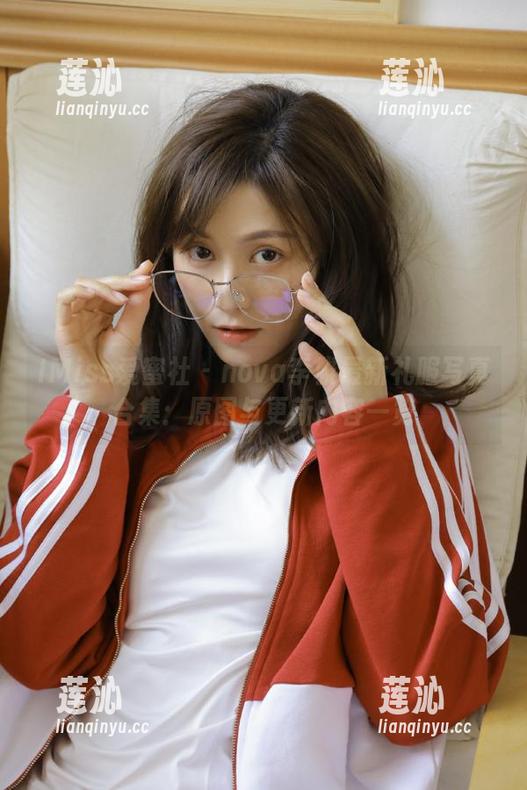 IMiss爱蜜社 - nova李雅最新礼服写真合集：原图与更新内容一览