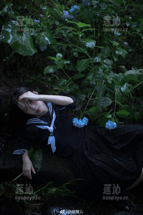 LD零度摄影 - 走进如梦办公室：高清写真展现生活的独特美感