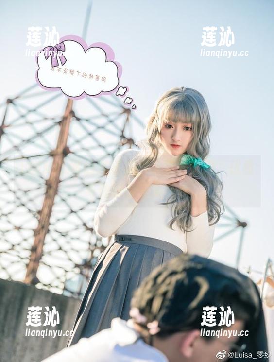 Luisa_零纱演绎美脚无圣光套图，优雅与性感的完美融合