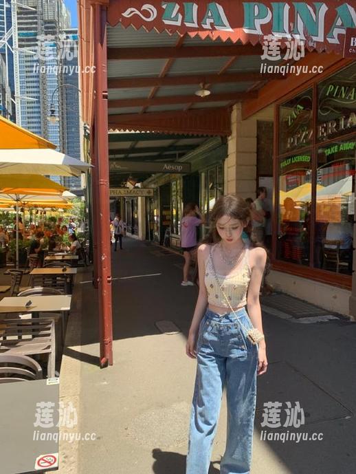 MFStar模范学院 - 俏皮与恬静结合：茜茜Kimi可爱写真合集与图包分享