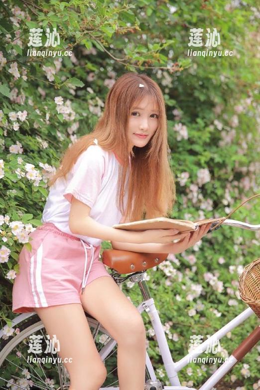 MiStar魅妍社 - 走进小乔Joyi眼镜的全套作品世界，感受生活的多彩与深邃