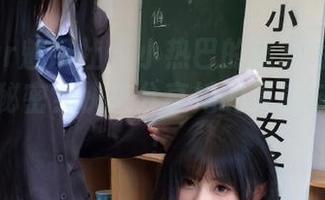 MiStar魅妍社 - 小热巴的运动写真里藏着什么秘密？快来分享她的灵感与风格吧！