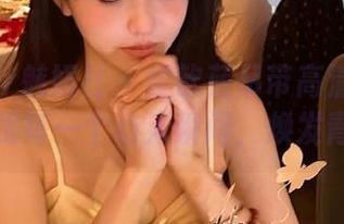 MiStar魅妍社 - 黄歆苑吊带高清写真图集，捕捉每一个动人瞬间，焕发青春活力