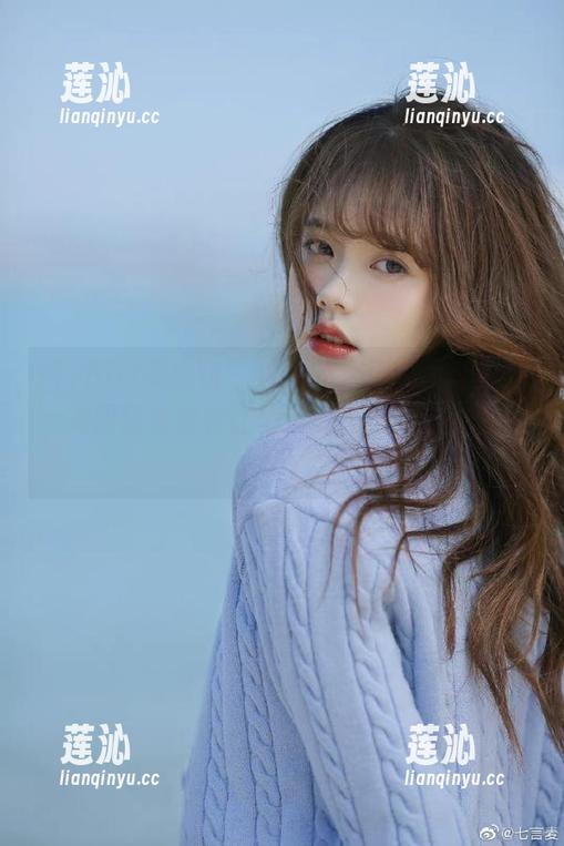 MyGirl美媛馆 - 体验叶籽亿的清纯魅力，美图图包定将让你沉醉在她的温柔世界中。