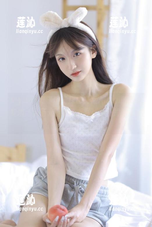 MyGirl美媛馆 - 探秘艾然Airan的网袜梦境：无圣光下的唯美写真，图片如同童话般动人！
