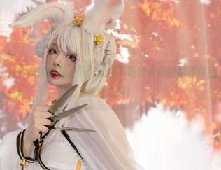 探索NinJa阿寨寨的厨娘世界，免费下载她最新的写真作品，开启你的视觉之旅！