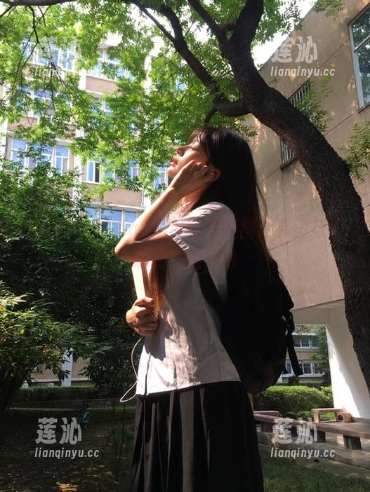 PuyPuyChan清纯写真美图：真实与幻想的完美交融