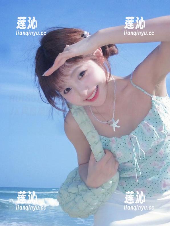 RUISG瑞丝馆 - 奶瓶土肥圆矮挫丑黑穷的JK风格摄影作品，独家图库资源让你大饱眼福