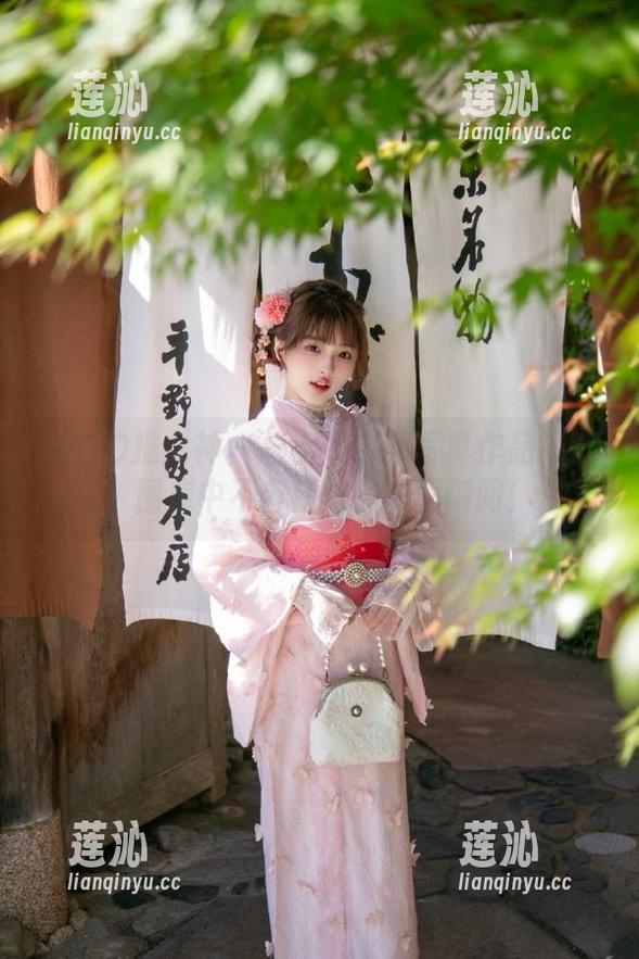 TGOD推女神 - 杨上萱白裙写真作品精选，图库中不容错过的美丽瞬间！