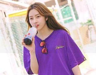 TouTiao头条女神 - 松果儿的华丽礼服写真图册：解读每一件服装背后的故事