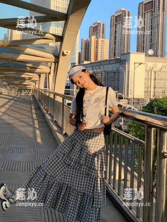 TouTiao头条女神 - 魅力无限：樊安妮秘书写真精选，让你感受她的风采