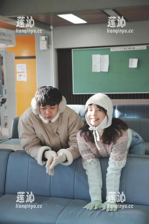 UGirls尤果网 - 看娜依灵儿如何用双马尾演绎自嘲：这些图片和原图绝对让你会心一笑