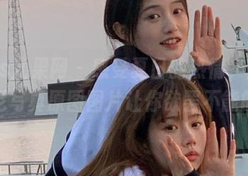 UGirls尤果网 - 感受夏日的热情，孟狐狸比基尼写真原图图片让你欲罢不能的时刻