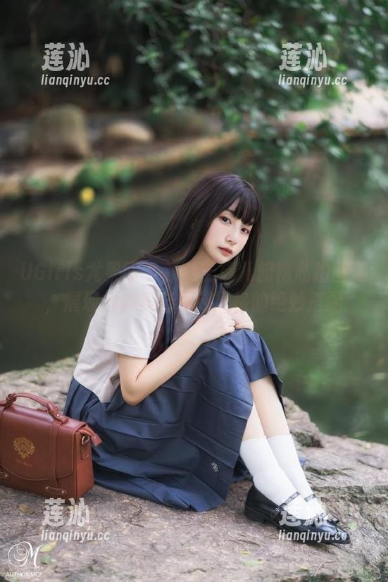 UGirls尤果网 - 领略王瑞儿旗袍私拍图集，展现古典美与现代风格的绝妙搭配