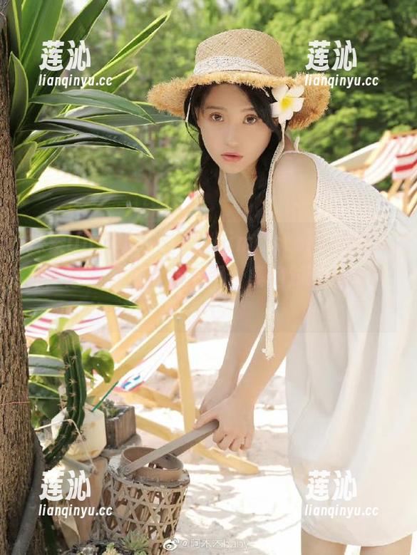 探索Uhye(이유혜)的Bimilstory-NO.01：这组可爱女仆美图合集绝对让你心动不已
