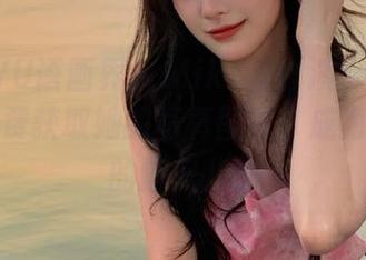 XIAOYU语画界 - Miko酱吖演绎皮衣风格，免费获取她的写真图片，成为时尚圈的新宠儿！