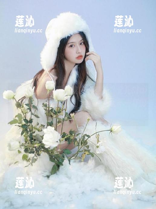 XIAOYU语画界 - 准备好迎接“允儿Claire学妹”的写真套图，带你领略不一样的视觉冲击！