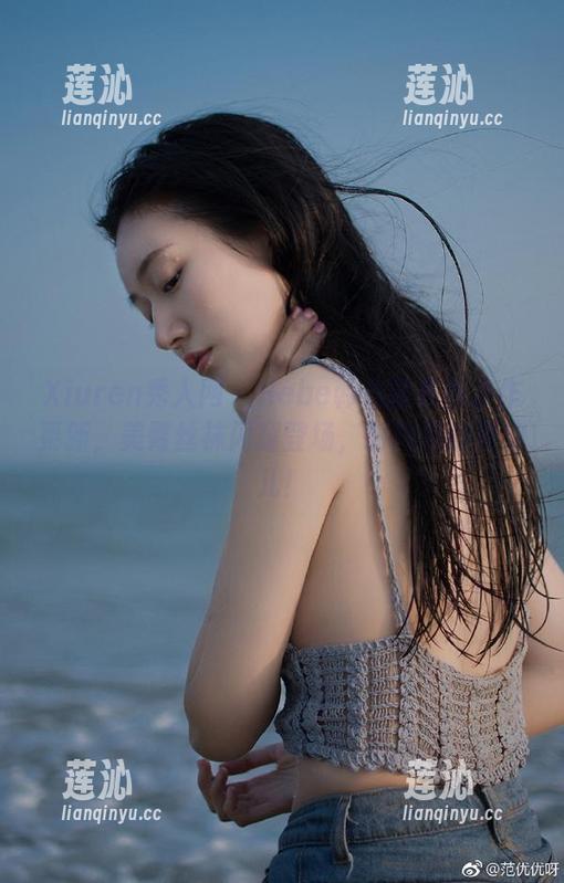 Xiuren秀人网 - Hebe韩心雨最新力作更新，美臀丝袜闪耀登场，时尚界的新宠儿！
