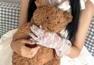 Xiuren秀人网 - 与K8傲娇萌萌Vivian一起探索无圣光的幻想世界，网袜套图让你沉醉其中，流连忘返！