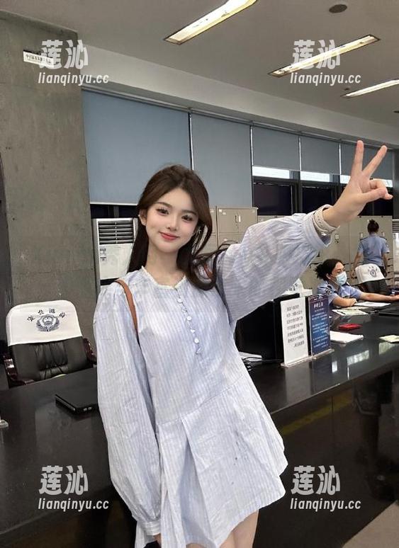 Xiuren秀人网 - 九尾Ivy礼服摄影：探索图库与丰富资源带来的视觉冲击