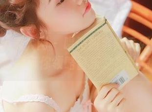 Xiuren秀人网 - 唱诗班老师系列高清图片，唐安琪带你领略音乐之美的独特视角