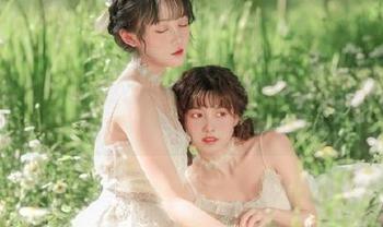 Xiuren秀人网 - 悠悠YOYO呈现美足图包，分享时尚与优雅的完美结合