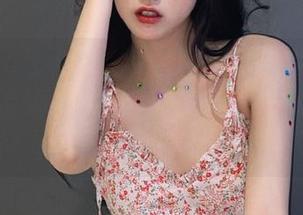 Xiuren秀人网 - 惊喜更新！月酱儿圣诞主题作品曝光，给你带来不同的视觉享受！