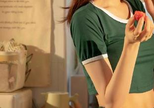 Xiuren秀人网 - 轻盈白裙与无圣光相遇，月野兔美妞的写真作品让你惊艳