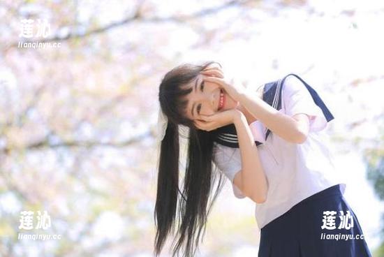 Xiuren秀人网 - 感受李若汐女仆的独特魅力：美图写真让你欲罢不能