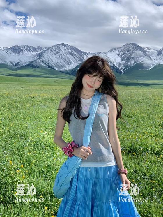 Xiuren秀人网 - 一眼爱上杨倩倩的镂空写真图包，快来抱走这份“笑”意满满的幸福！