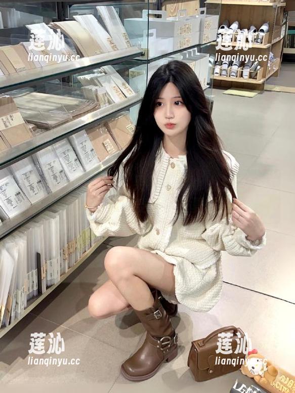 Xiuren秀人网 - 果果Nikki比基尼写真：在美图中感受迷人的夏日气息
