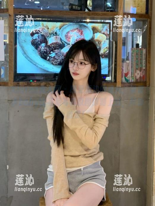 Xiuren秀人网 - 感受海边的清风，柒喜小baby比基尼写真原图即刻上线，尽请欣赏！