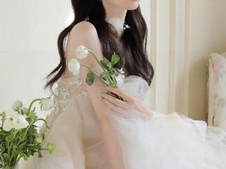 Xiuren秀人网 - 狐小妖Baby的美足图集分享：融合梦幻与现实的完美视觉体验