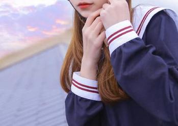 Xiuren秀人网 - 精选王俪丁纯白写真图库，带你感受宁静与简约的绝美创作