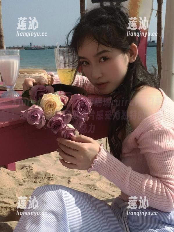 Xiuren秀人网 - 探索瑞瑞ruirui的日常：通过这些美图和照片感受她独特的个人魅力