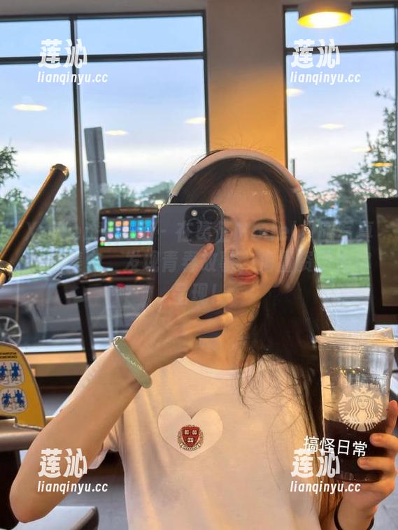 Xiuren秀人网 - 在葛征Model校园写真作品集中，发现青春故事，海量资源为你呈现！