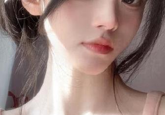 Xiuren秀人网 - 理想生活中的少女：葛征的私房美图让你重拾青春记忆