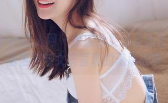 Xiuren秀人网 - 驯服心灵的最新套图：蛋蛋宝与女友呈现的浪漫故事