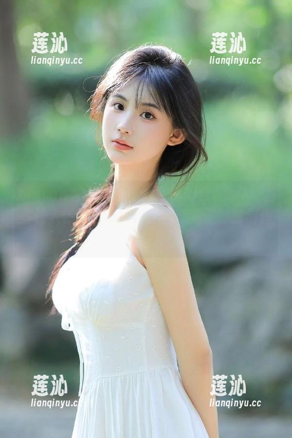 Xiuren秀人网 - 趁热拿铁latte女仆：那些让人惊艳的美图与照片，见证她的创作灵感！