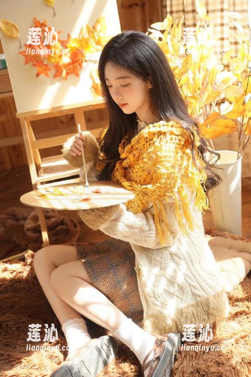 Xiuren秀人网 - 原图分享：陈以二的美腿写真带来无与伦比的视觉盛宴
