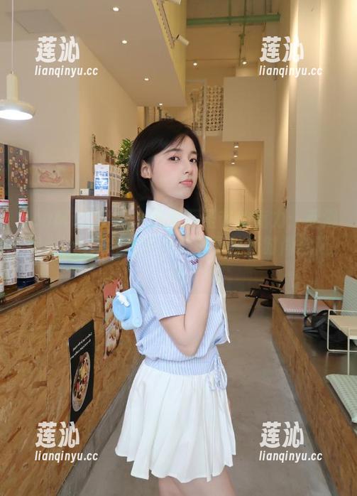 YouMi尤蜜荟 - 探索万圣节的魔力：乔漫妮mina精美写真合集展示独特时尚与风格