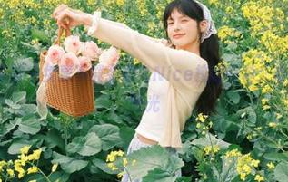 YouMi尤蜜荟 - 免费下载张思允Nice校服写真，带你重温校园时光