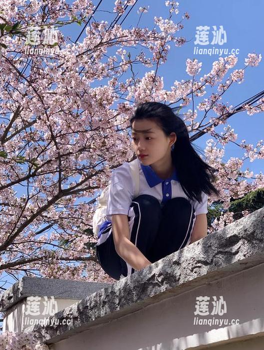 YouWu尤物馆 - 陆萱萱Cecilia修女写真作品合集，绽放出独特的优雅气息