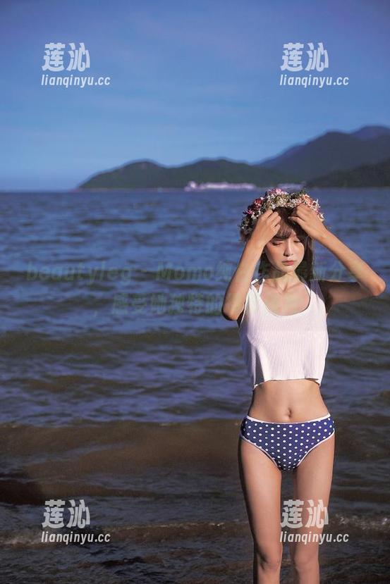 beautyleg - Momo纯白作品最新分享，感受她独特的摄影视角