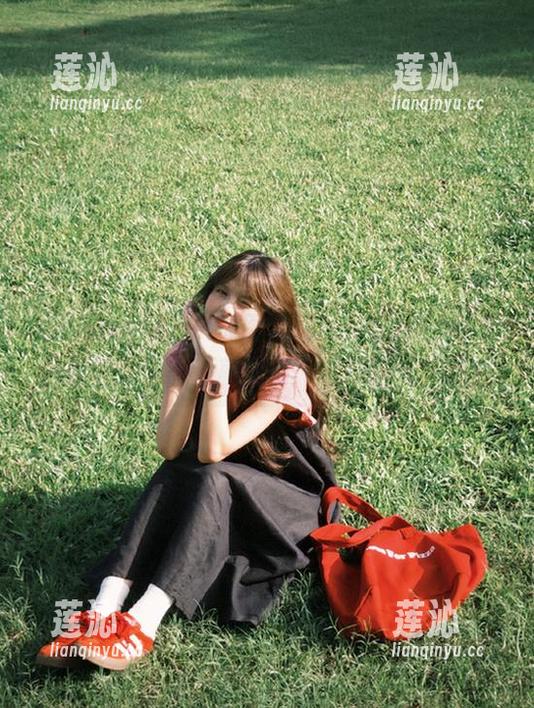 beautyleg - 原图大揭秘！Queena夏日套图：夏天不就是要“追逐阳光”吗？